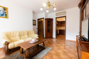 Teo's Apartment